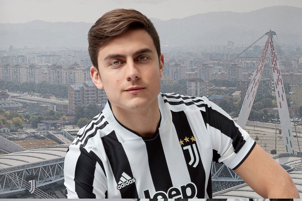 Back to Basic! Inilah Jersey Kandang Juventus Musim 2021/22