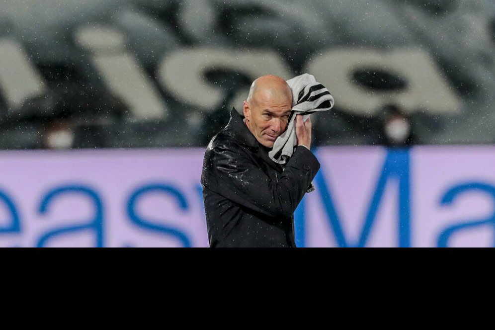 Video: Zidane Emosi Saat Jurnalis Ungkit Kepergiannya dari Real Madrid