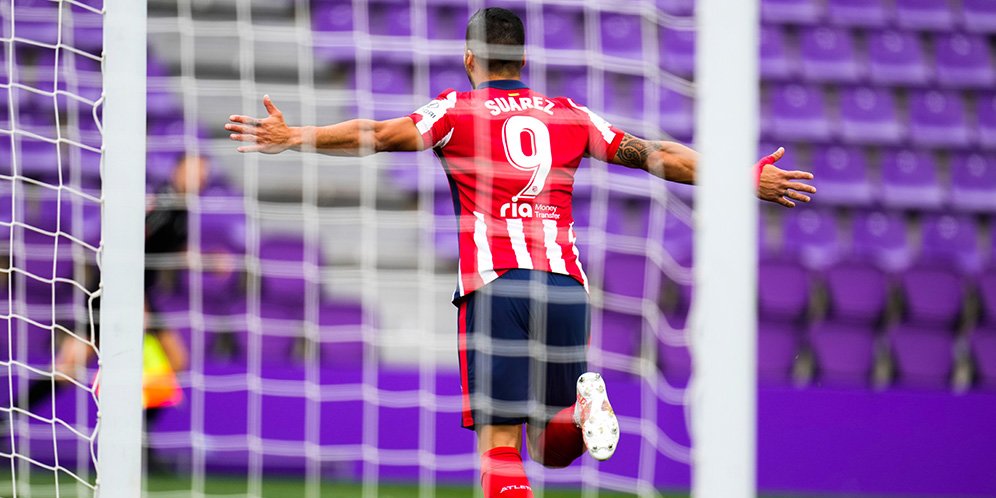 Striker Atletico Madrid, Luis Suarez (c) AP Photo