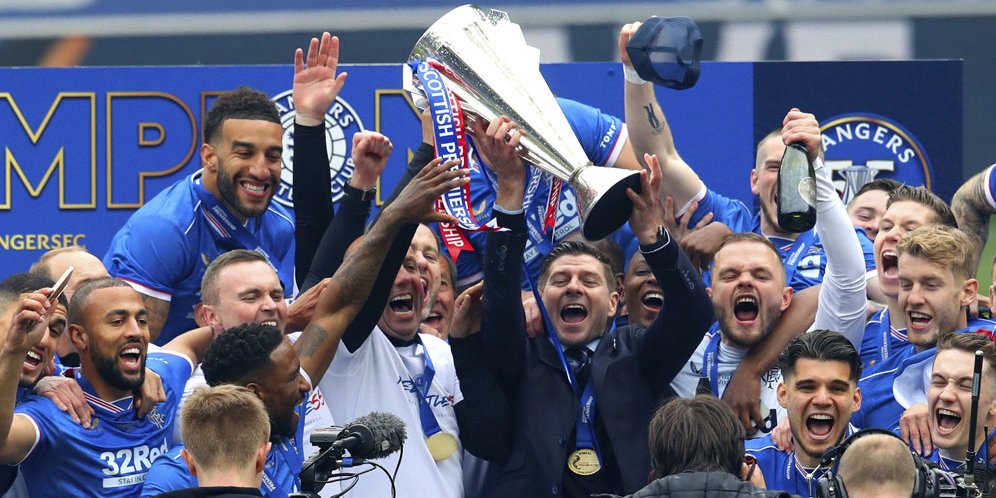 Foto Steven Gerrard Terpampang di Gedung Tertinggi di Dunia, Ada Apa Nih?
