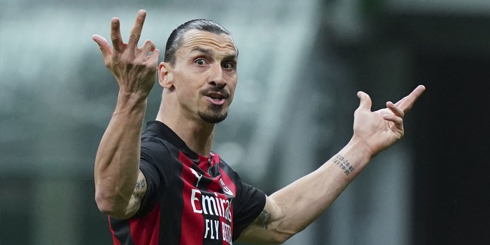 Ronaldo dan Messi, Dua Alasan Utama Ibrahimovic tak Pernah Menangkan Ballon d'Or