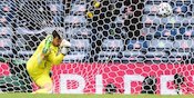 Detik-Detik Kiper Skotlandia, David Marshall jadi Korban Gol Indah Patrik Schick