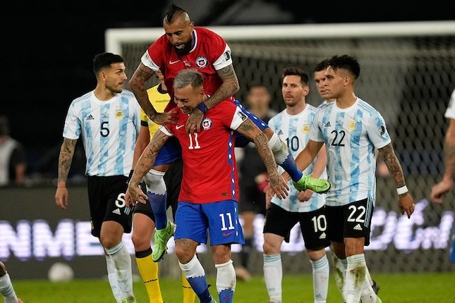 Highlight Copa America 2021: Argentina 1-1 Chile - Bola.net