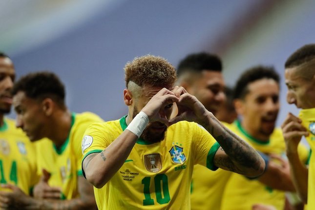 Selebrasi Neymar usai mencetak gol dalam laga Brasil vs Venezuela di Copa America 2021 (c) AP Photo