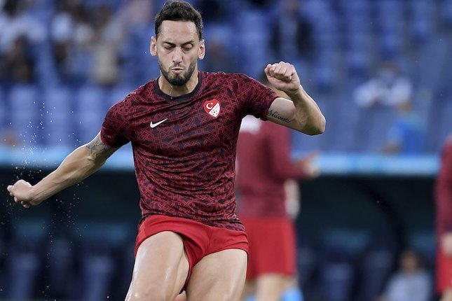 Hakan Calhanoglu