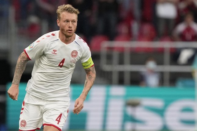 Bek tengah - Simon Kjaer