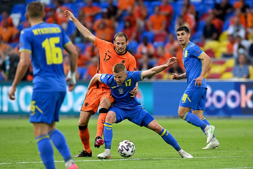 Belanda vs Ukraina Berjalan Sengit, Warganet: Lebih Seru Daripada Inggris!