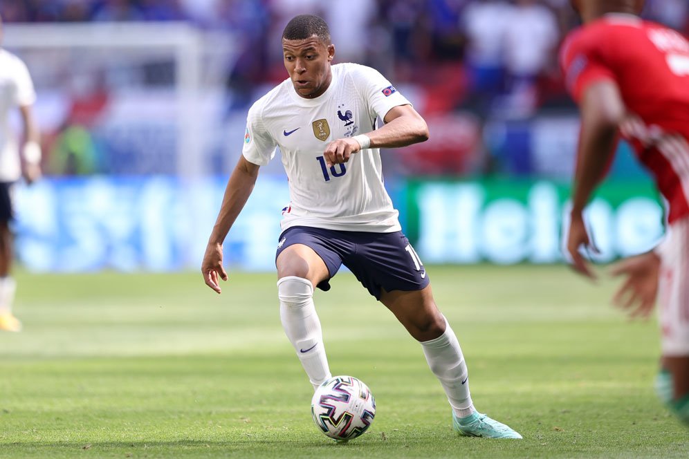 Kalahkan Real Madrid, Liverpool Terdepan untuk Transfer Kylian Mbappe