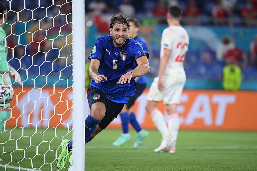 Manchester United Ramaikan Perburuan Manuel Locatelli