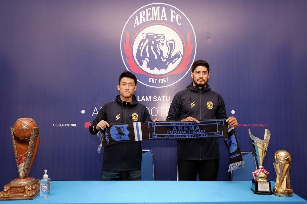 Pemain Asing Arema FC Optimistis Lekas Beradaptasi dengan Sepak Bola Indonesia