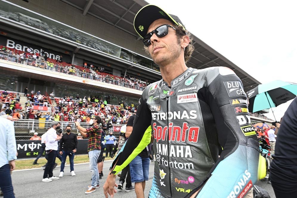 Valentino Rossi Tegas Takkan Pensiun pada Tengah Musim MotoGP