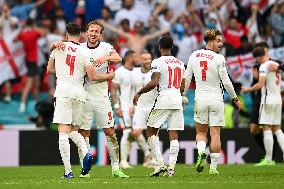 Peringatan Jose Mourinho: 'It's Coming Home' Masih Jauh, Fans Inggris!