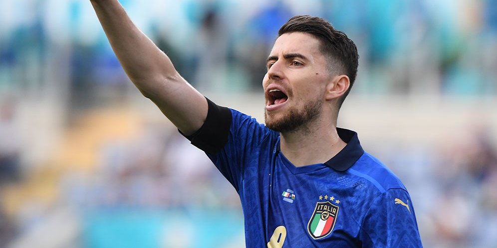 Azpilicueta Lihat Kemiripan Jorginho dan Sergio Busquets: Dua Pemain penting!