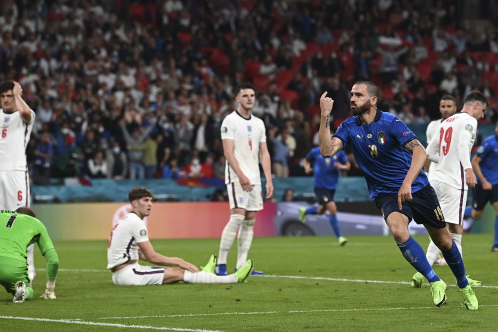 Pesan Leonardo Bonucci kepada Fans Inggris: Makan Pasta Lebih Banyak, Ya!