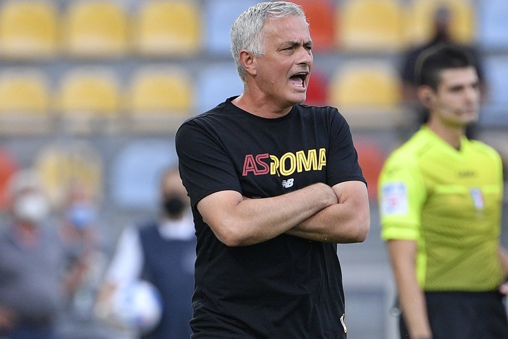 Debut Laga Resmi Jose Mourinho, Bomber Asia Jadi Pahlawan Kemenangan AS Roma di Turki