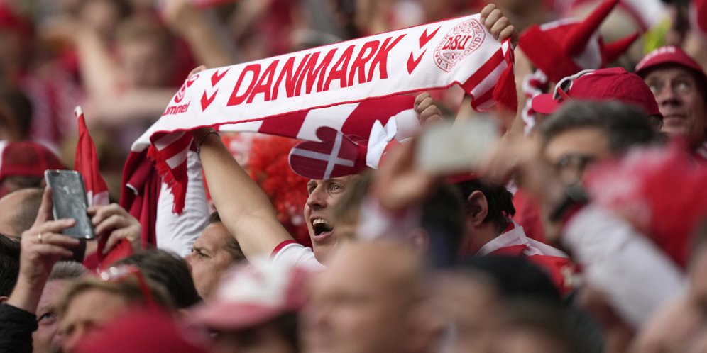 Euro 2020: Tim Nasionalnya Lolos ke Semifinal, Ibu Kota Denmark 'Meledak'