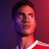 Varane Datang, Para Bek Manchester United Tidak Takut Bersaing