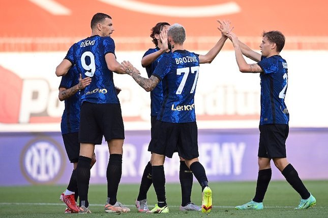 Inter Milan menang 3-0 dalam laga uji coba pramusim melawan Dynamo Kiev, Sabtu (14/8/2021) malam WIB. (c) FCIM