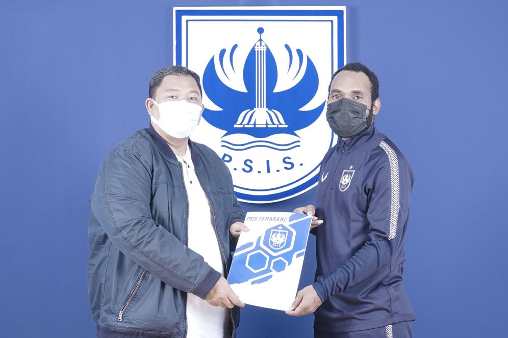 PSIS Semarang Merekrut Kembali Nerius Alom