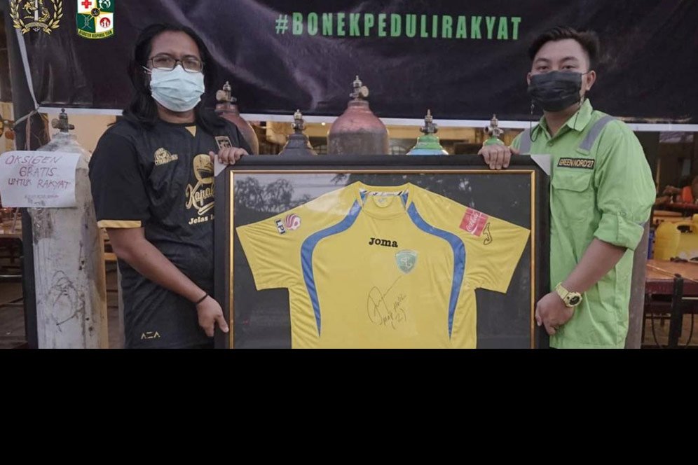 Jersey Mat Halil di Persebaya Terlelang Rp130 Juta, Termahal di Indonesia Jersey Mat Halil di Persebaya Terlelang Rp130 Juta, Termahal di Indonesia