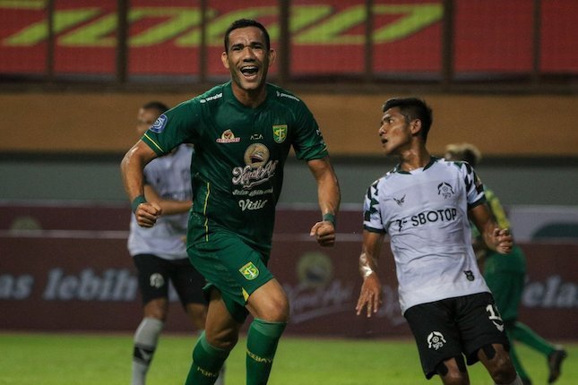 BRI Liga 1: Penyerang Persebaya, Jose Wilkson Teixeira (c) Bola.net/Bagaskara Lazuardi