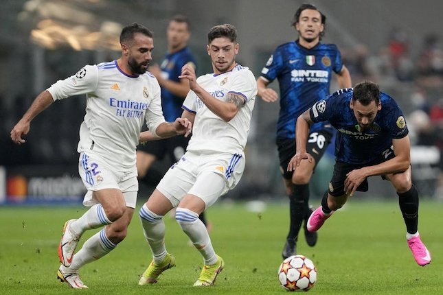 Duel Inter Milan vs Real Madrid di Liga Champions 2021/2022. (c) AP Photo