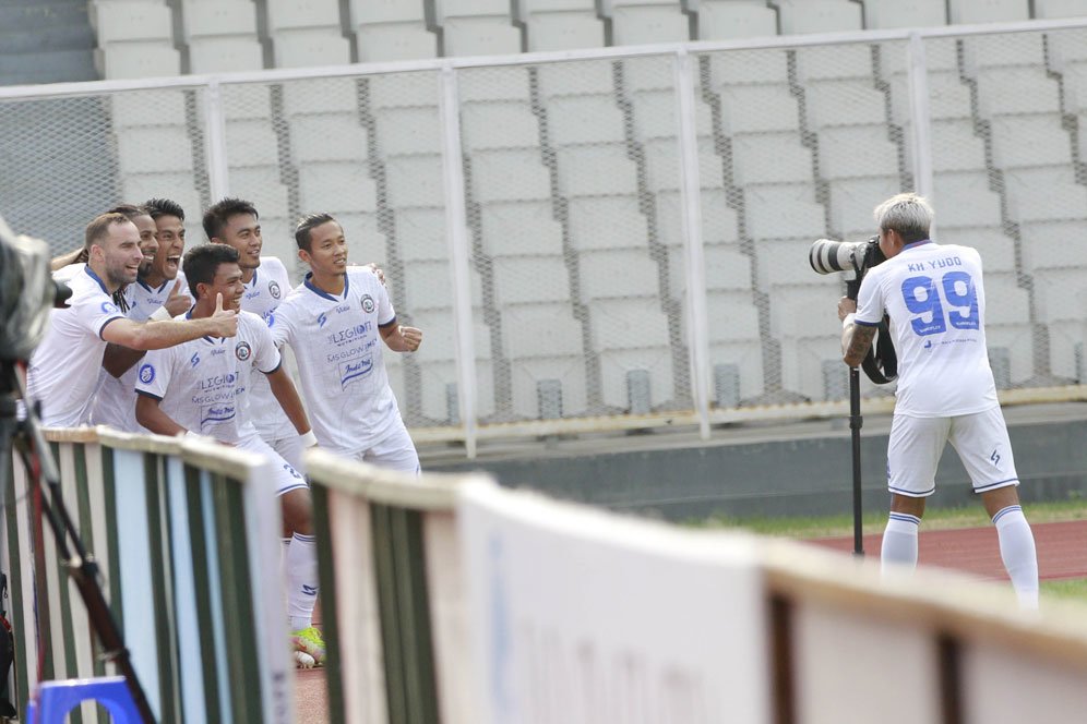 BRI Liga 1 2021/2022: Arema FC Acuhkan Catatan Buruk Mereka di Stadion Manahan