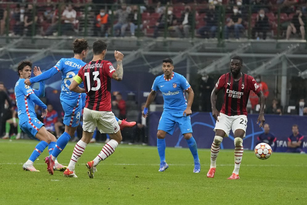 Hasil Pertandingan AC Milan vs Atletico Madrid: Skor 1-2