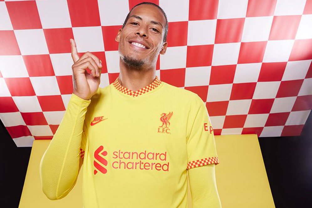 Hello Yellow! Liverpool Rilis Jersey Ketiganya untuk Musim 2021-22