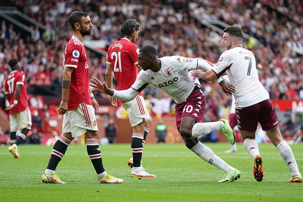 Rapor Pemain MU Saat Dibungkam Aston Villa: Ronaldo Melempem, Bruno Kambing Hitam, Fred Beban Tim