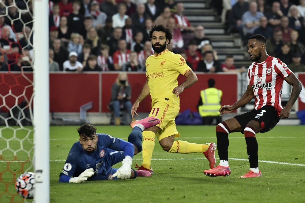 Pujian Henderson untuk Salah yang Cetak 100 Gol di Liverpool: Luar Biasa! Fenomenal!