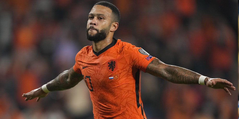 Memphis Depay Kian Tajam, Nyesel Gak Nih MU? - Bola.net