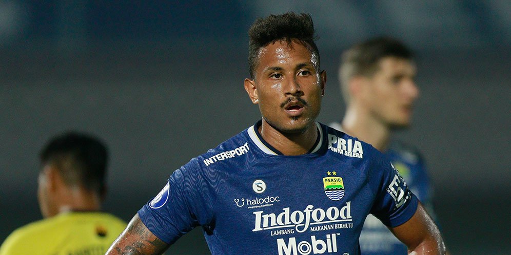 Mengapa Persib Bandung Belum Pasangkan Duet Wander Luiz dan Geoffrey Castillion di BRI Liga 1?