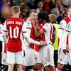 Identitas Arsenal: Persatuan!