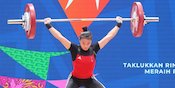 Selamat! Lifter Cantik Windy Cantika Aisyah Sabet Medali Emas di PON Papua
