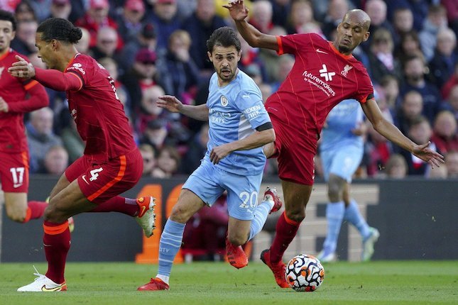 Pemain Manchester City, Bernardo Silva (tengah) di laga kontra Liverpool (c) AP Photo