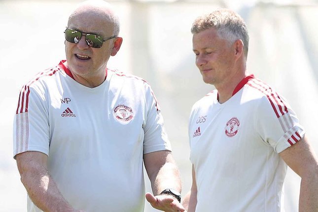 Memasukkan 'Agen' Mike Phelan