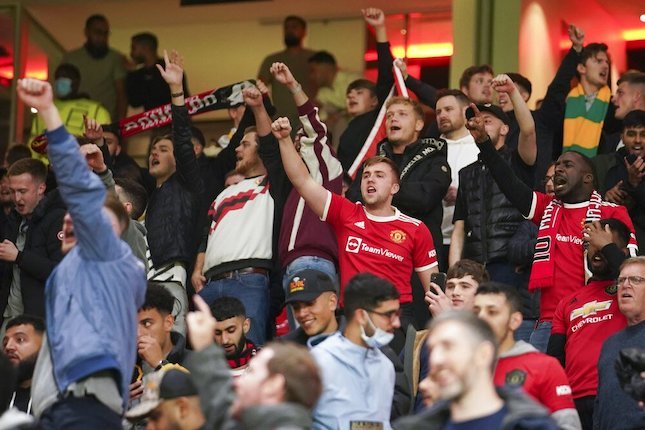Fans Manchester United di Old Trafford (c) AP Photo