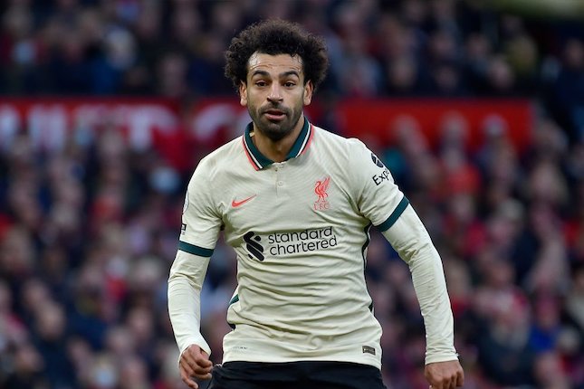 Mohamed Salah dalam laga MU vs Liverpool di partai pekan kesembilan Premier League 2021/2022. (c) AP Photo