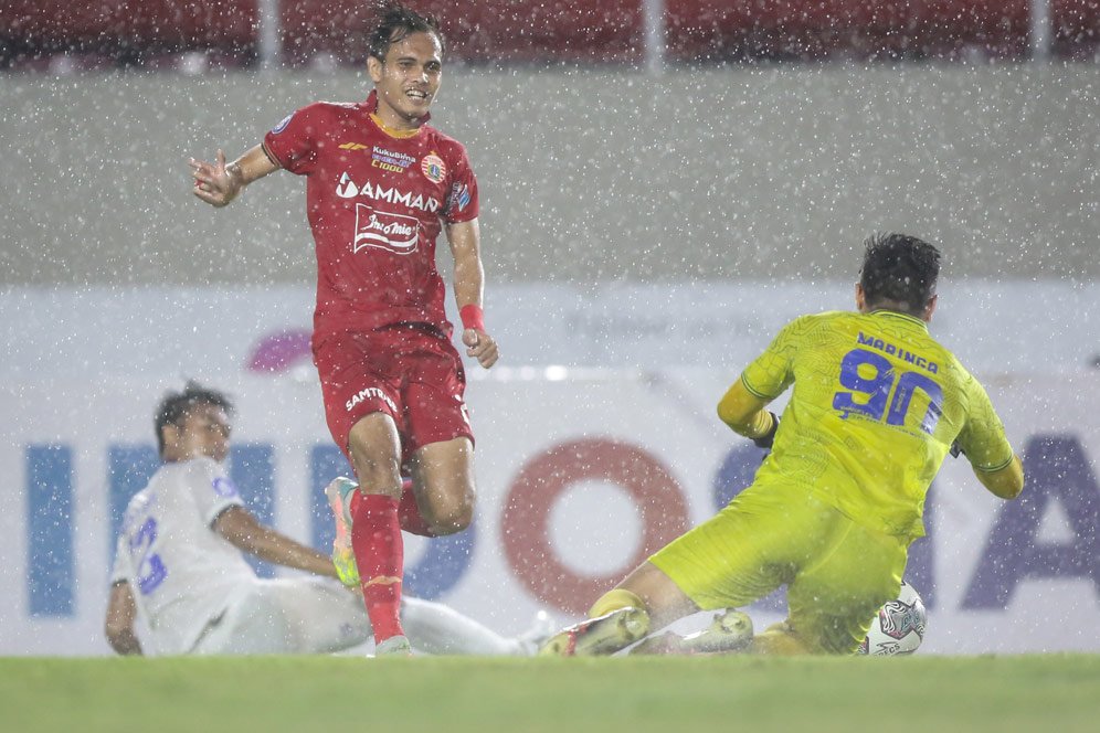 Ngeri! Persib Bajak Rezaldi Hehanussa dari Persija