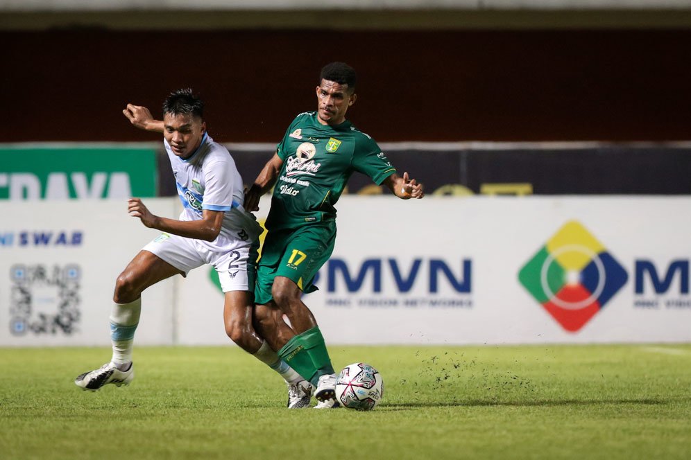 Persebaya Kelebihan Stopper, M. Zaenuri Memilih Pergi