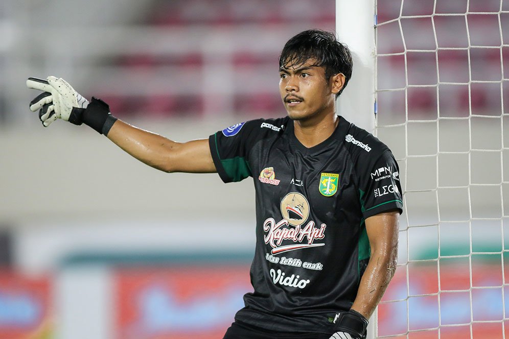 Cerita Kiper Persebaya: Cedera Satria Tama Bikin Ernando dan Andhika Jadi Pahlawan