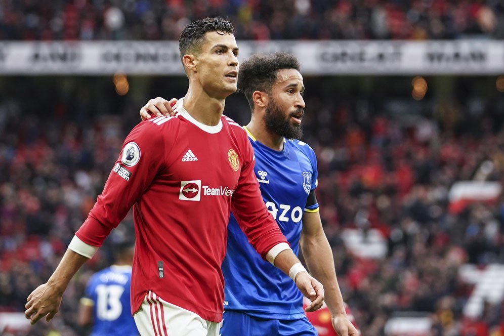 Andros Townsend Lakukan 'Siuuu' di Hadapan Cristiano Ronaldo: Itu Rasa Hormat Kepadanya Andros Townsend Lakukan 'Siuuu' di Hadapan Cristiano Ronaldo: Itu Rasa Hormat Kepadanya