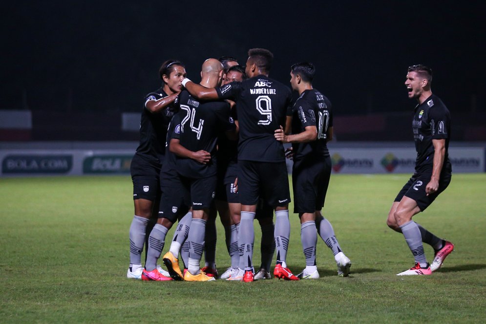 Persib Bandung Mengakui Pakai Strategi Fokus Bertahan untuk Kalahkan Bhayangkara FC