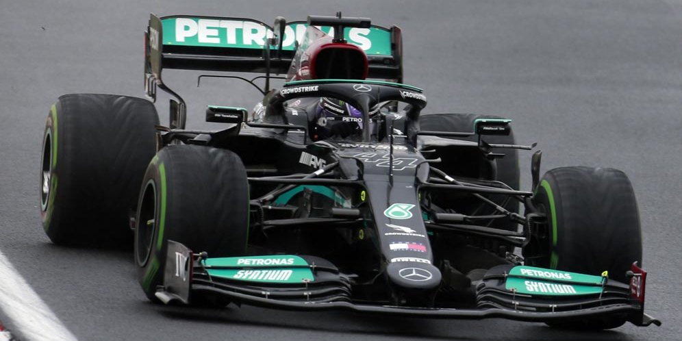 Gagal Podium, Lewis Hamilton Menyesal Turuti Strategi Mercedes di Turki