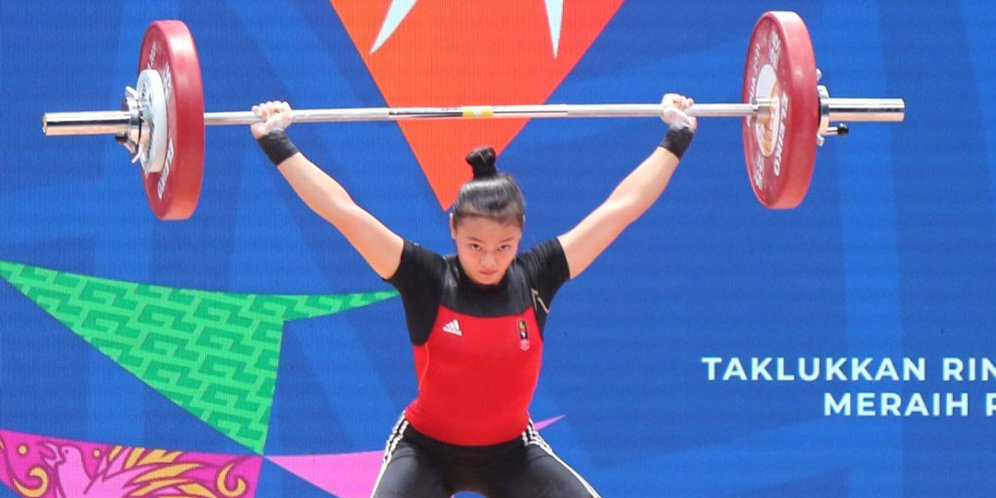 Selamat! Lifter Cantik Windy Cantika Aisyah Sabet Medali Emas di PON Papua