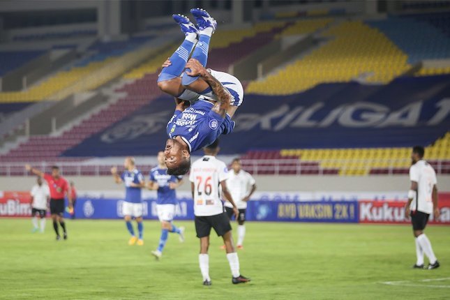 Kegiatan Wander Luiz di Jeda Kompetisi