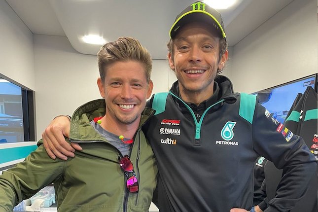 Casey Stoner 2 Kali Coba Setim dengan Valentino Rossi