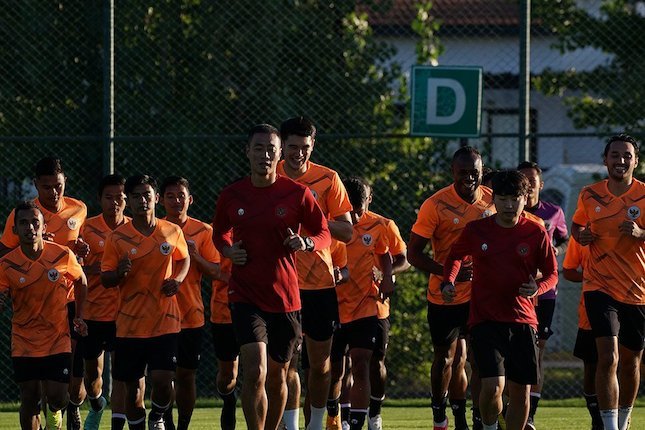Pemain Timnas Indonesia ketika menjalani sesi latihan di hari pertama pemusatan latihan di Turki jelang Piala AFF 2020. (c) dok.PSSI