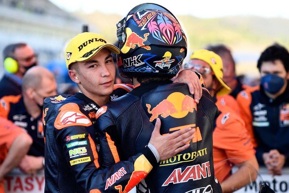 Bersitegang dengan Remy Gardner, Raul Fernandez Sebut KTM Ajo Tak Beri Perlakuan Adil